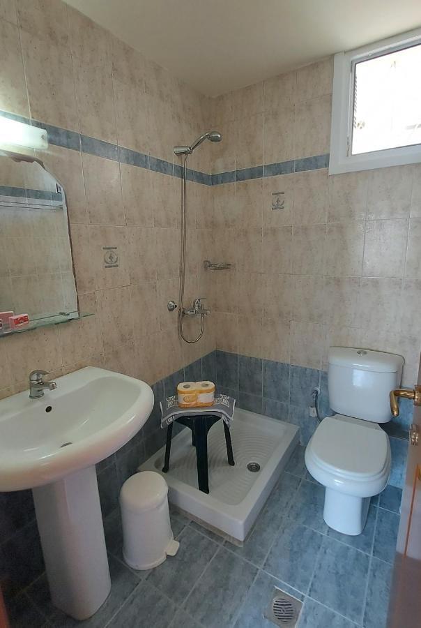 Hotel Kassandros Сивири Екстериор снимка
